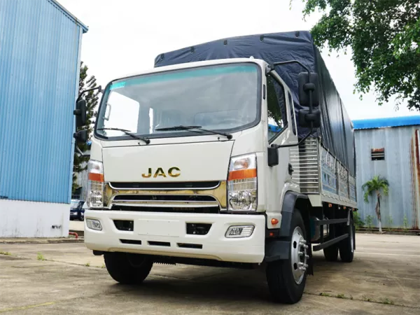 Dịch vụ thay Kính chắn gió xe tải JAC 8 tấn tận nơi